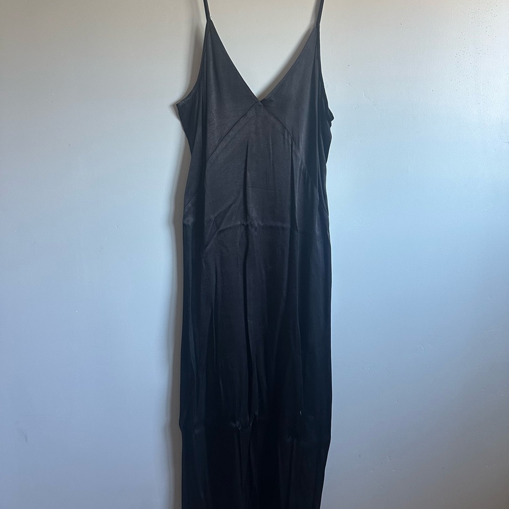 Leith Black Maxi Dress w/leg slit